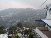 B&B Kasauli - valley view family unit - Bed and Breakfast Kasauli