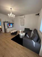 Apartments Stone - Ferienwohnung Vrsi