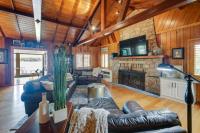 Decks & Lake Views: Waterfront Hot Springs Home! - B&B Hot Springs