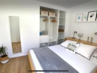 Apartamento para 2 personas a 300 m de la playa de Son Parc Piscina, terraza y parking - B&B Son Parc