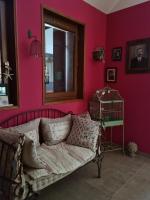 L'Aupinouse Chambre double Chardon, au 1er étage avec salle d'eau privative - B&B La Suze-sur-Sarthe