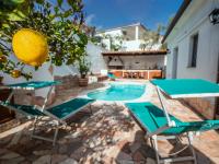 Sardinia Family Villas - Villa Donatella with private pool - B&B Arzachena