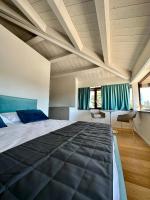 Estudio con 1 cama grande