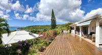 Villa Tramontane. Vue mer. 2 chambres. Ferry Deshaies. - B&B