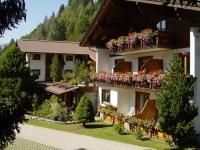 Pension & Appartement Steinwender - B&B Bad Kleinkirchheim