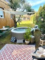 Studio provençal atypique avec jacuzzi privé - B&B