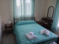 Doppel-/Zweibettzimmer mit seitlichem Meerblick