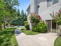 Home oasis with sauna, jacuzzi, pool & heated gazebo! - B&B