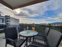 Familienzimmer mit Gartenblick