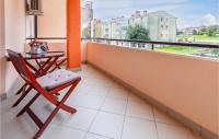B&B Labin - Awesome Apartment In Labin With Kitchen - Bed and Breakfast Labin