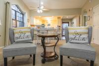 2BR Penthouse Condo - 2 Pools - Close to the Strip - Stairs Required - FREE TICKETS INCLUDED - FHC-24 - B&B Branson