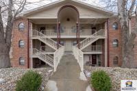 2BR Penthouse Condo - 2 Pools - Close to the Strip - Stairs Required - FREE TICKETS INCLUDED - FHE-17 - Bed and Breakfast