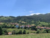 Apartamento en Preciosa Casa de Indiano en Noriega, Asturias - Bed and Breakfast