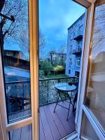 7 steps to castle - B&B Krakow