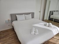 New Spacious Two Bedroom Center with Parking, near Public Transport - Chambres d'hôtes Luxembourg