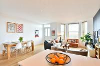 Stunning 2 Bed Apartment Sea Views and Parking - B&B Worthing