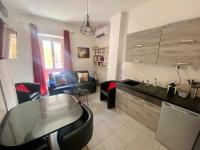 Casa Salon T2 Centre historique Wifi Climatisation - B&B Salon-de-Provence