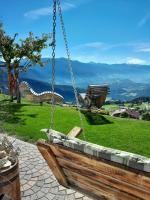 Large Two-Bedroom Apartment with Garden