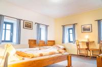 Classic Quadruple Room