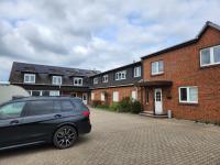 Neumühler Hof- stilvolle Ferienwohnung "Lisa", kostenfreie Parkplätze und Netflix - Chambres d'hôtes Schwerin