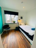 Habitación individual básica con baño compartido