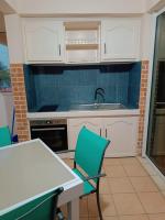 Cibuqueira numéro 5, Appartement en centre ville,vue sur mer, plage à pied - B&B Le Moule