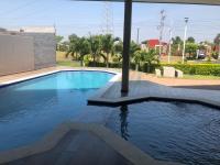 Comfortable and roomy, in Sonsonate - B&B