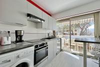 Bright and quiet apartment near the sea - B&B
