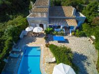 Avlaki Beach House,stylish villa in Kassiopi - B&B