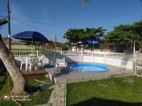 Casa de praia com piscina para 05 pessoas - Chambres d’hôtes São Francisco do Sul