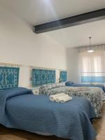 Quadruple Room with Private Bathroom