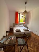 Apartment with Garden View
