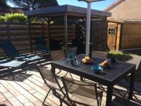 Biscarrosse Bourg Maison tout confort en centre ville - B&B