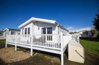 B&B Hunstanton - Beautiful 4 Berth Lodge With Decking At Manor Park In Hunstanton Ref 23038c - Bed and Breakfast Hunstanton