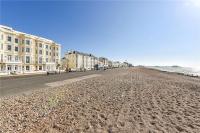 Sea View Terrace Near Beach, 2 Apartments - B&B Worthing
