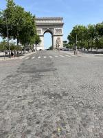 Amazing 1 bedroom, 30sec from Arc de Triomphe - Bed and Breakfast Parijs