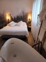 B&B Vieille-Brioude - Maison Les Glycines - Bed and Breakfast Vieille-Brioude