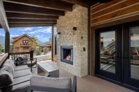 Luxury Cabin! Fireplace and Jacuzzi! - B&B Estes Park