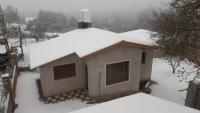 Casas HG - Casas sencillas y cómodas en las Sierras Incluyen pileta climatizada en predio parquizado a 2 kilómetros - B&B