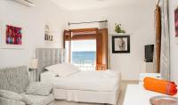Estudio con vistas al mar