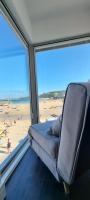 Chy Mor Apartment 2 - Stunning sea views on the harbour - B&B