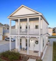 Cheerful 3BR close to downtown + double balcony - B&B