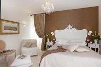 Daplace - HQH Colosseo - B&B Roma