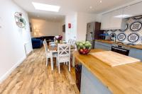 B&B Exeter - Chute House 4 bed house private garden city center - Bed and Breakfast Exeter