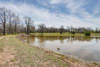 Reteat on 45 Acres! Spacious Family Apt in Lebanon - B&B Lebanon