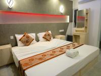Standard Double Room (10% off on Food & Beverage)