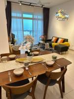 Novo8 Residence 7-11pax/VideoGame/8min to Jonker A2001 - B&B Kampung Tambak