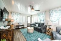 Fins Up - B&B