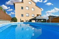 Apartment Majda 2223 - B&B