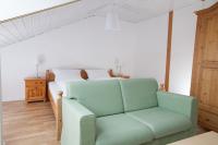 Studio (3 Adults)